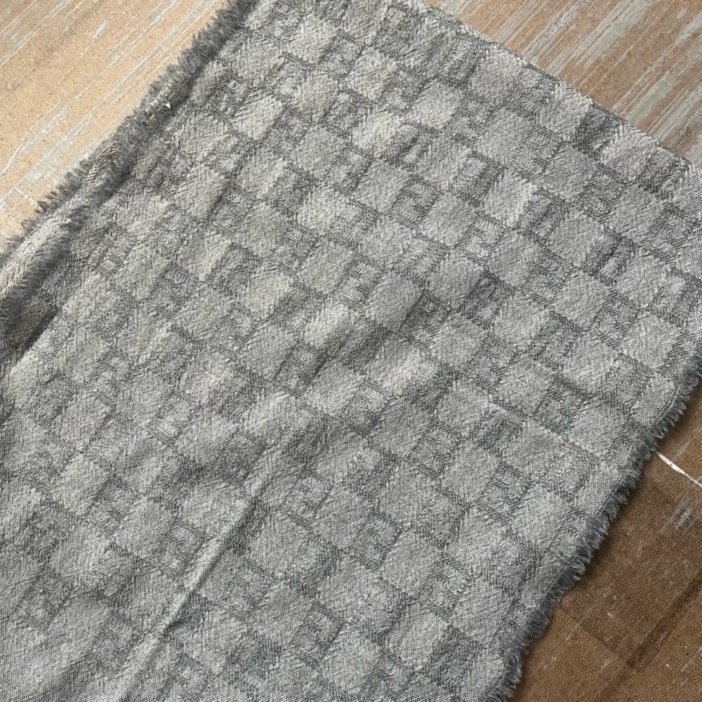 Fendi gray scarf